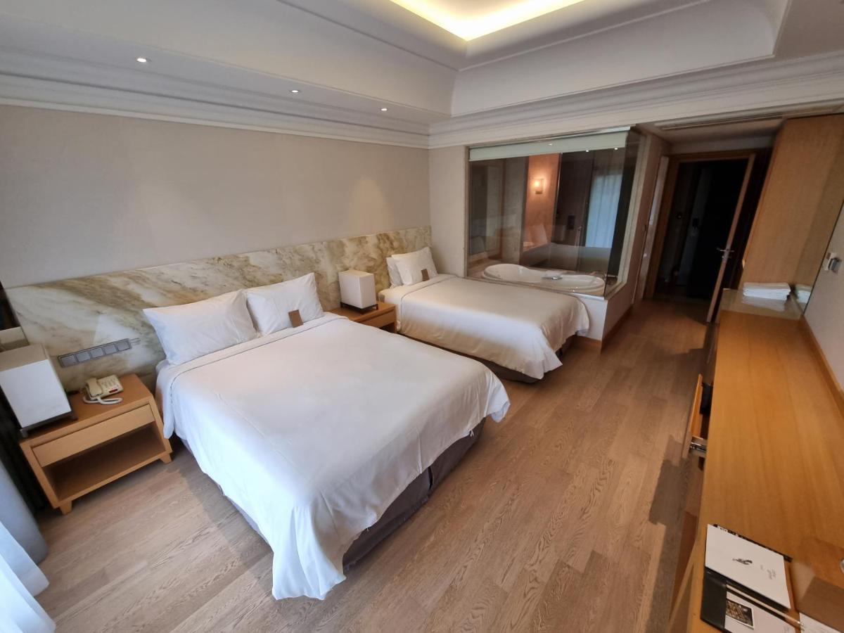 Pinegrove Hotel Gimhae Exterior foto